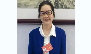 全国人大代表、重庆市作协原主席冉冉