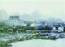 桂林文化城：在民族危难之际筑起精神堡垒　　作为抗日战争时期一个特殊的文化现象，桂林文化城在中国现代文化史上占有重要地位。[详细]