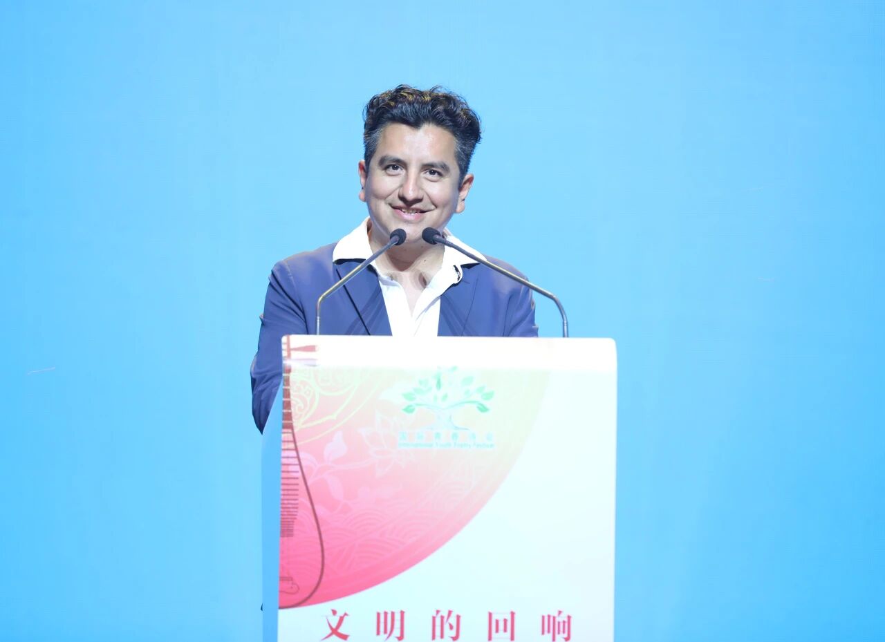 曼努埃尔・贝塞拉致辞