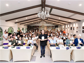 王十月：《不舍昼夜》是我和世界的对话