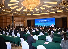 山东泰安2023年12月8日，中国作家“深入生活、扎根人民”新时代文学实践点正式落户山东泰安。[详细]