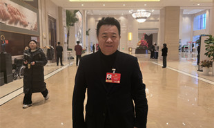 全国政协常委、中国作协副主席邱华栋