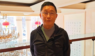 全国政协委员、中国作协副主席阿来