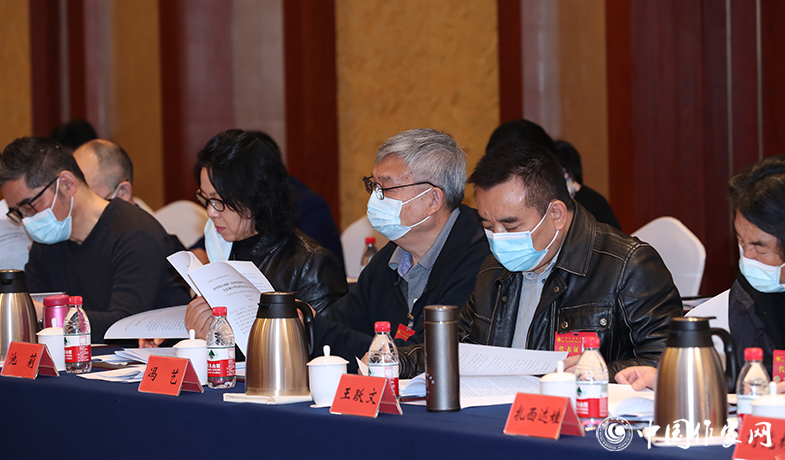 12月12日，中国作家协会第九届主席团第九次会议在京举行。